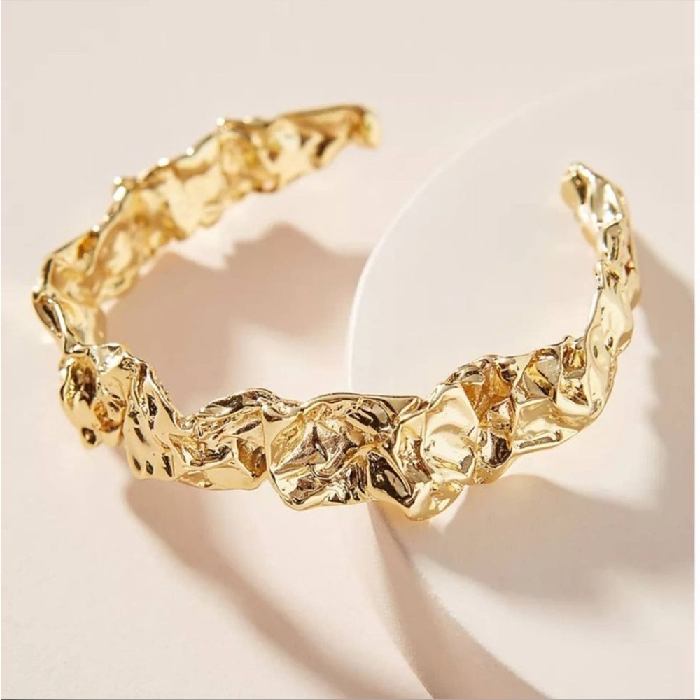 NWT AMBER SCEATS Emery 24k Plated Cuff Bracelet